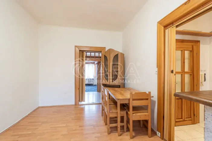 Pronájem bytu 2+kk, Praha - Nusle, Táborská, 57 m2