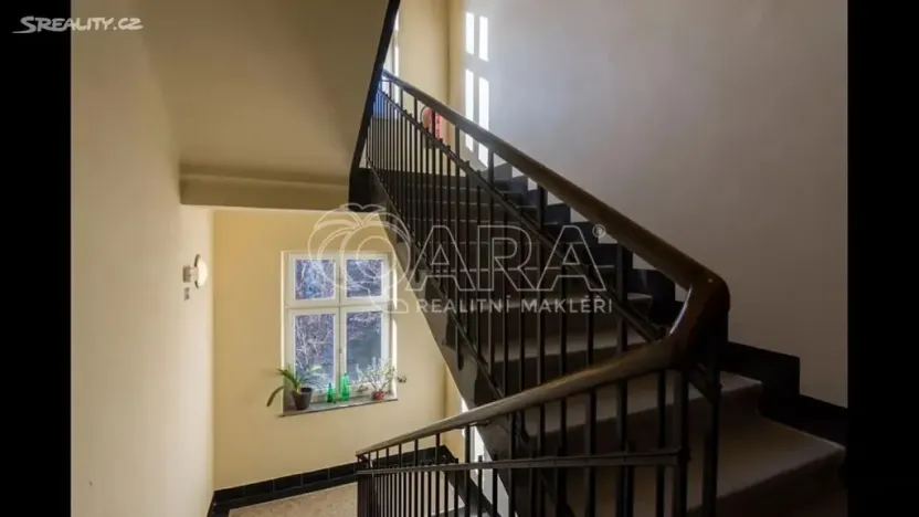 Pronájem bytu 2+kk, Praha - Nusle, Táborská, 57 m2