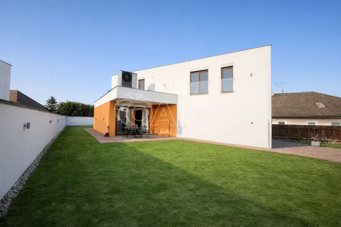 Pronájem rodinného domu, Troubsko, Sadová, 277 m2