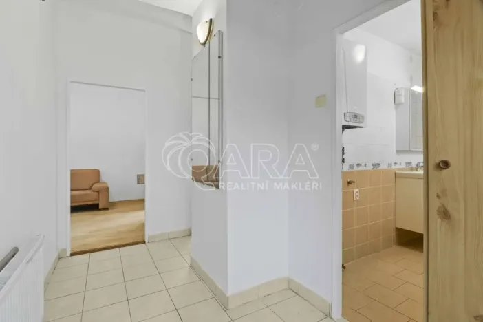 Pronájem rodinného domu, Říčany - Jažlovice, Hlavní, 104 m2