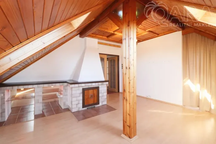 Prodej rodinného domu, Statenice - Černý Vůl, Kralupská, 210 m2