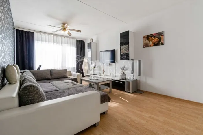 Prodej bytu 3+1, Praha - Černý Most, Vybíralova, 77 m2