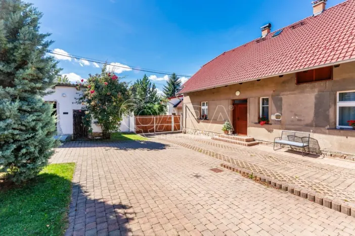 Prodej rodinného domu, Velký Chlumec, 97 m2