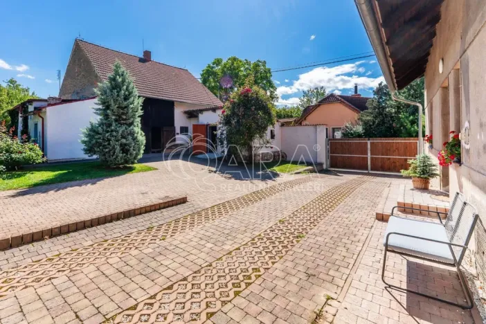 Prodej rodinného domu, Velký Chlumec, 97 m2