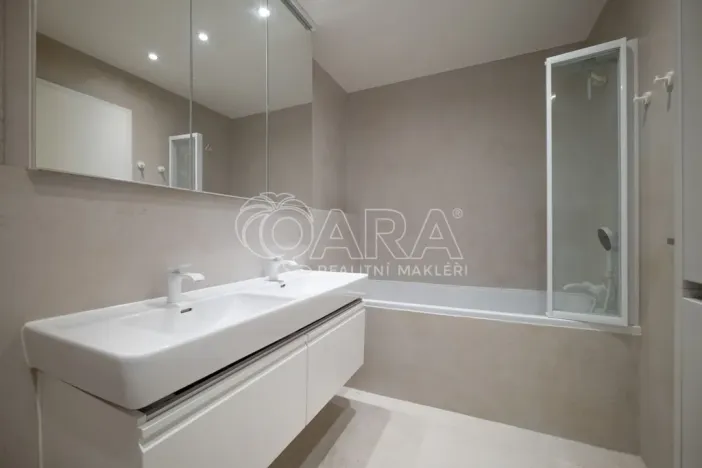 Pronájem bytu 4+kk, Praha - Michle, Baarova, 109 m2