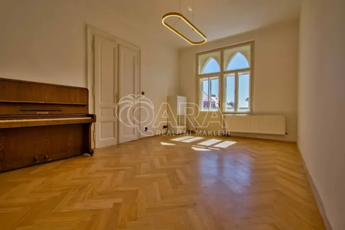 Pronájem bytu 2+kk, Praha - Vršovice, Slovinská, 44 m2