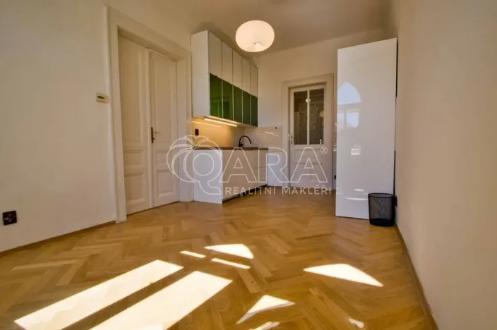 Pronájem bytu 2+kk, Praha - Vršovice, Slovinská, 44 m2