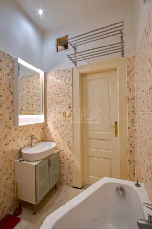 Pronájem bytu 2+kk, Praha - Vršovice, Slovinská, 44 m2