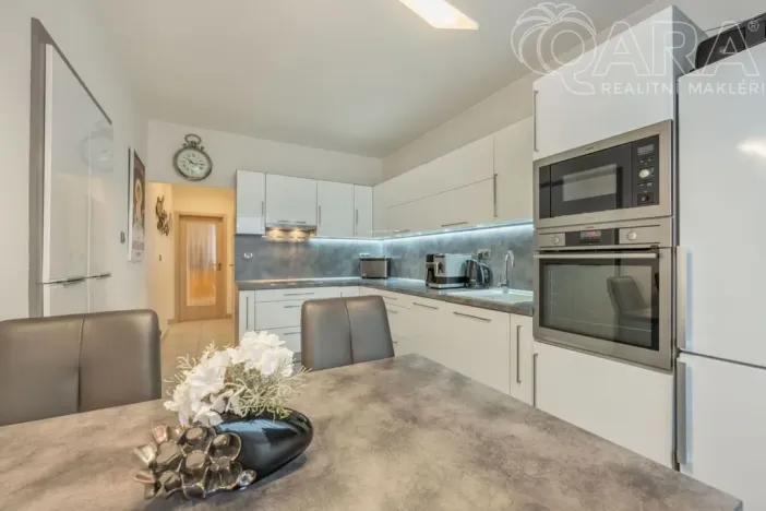 Pronájem bytu 3+1, Praha - Strašnice, Průběžná, 78 m2