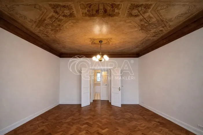 Pronájem bytu 4+1, Praha - Josefov, Pařížská, 151 m2