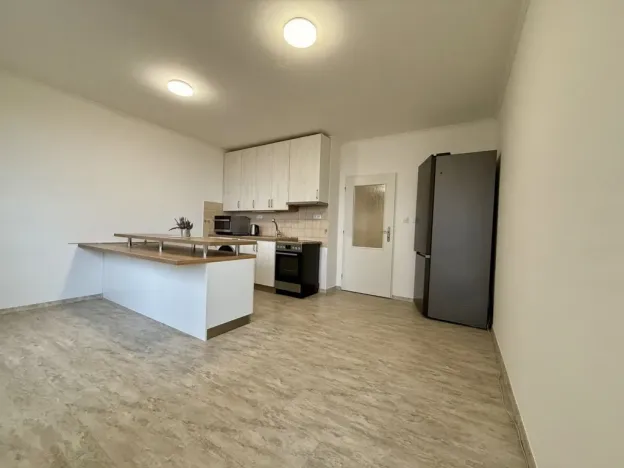 Prodej bytu 2+kk, Praha - Troja, Hnězdenská, 44 m2