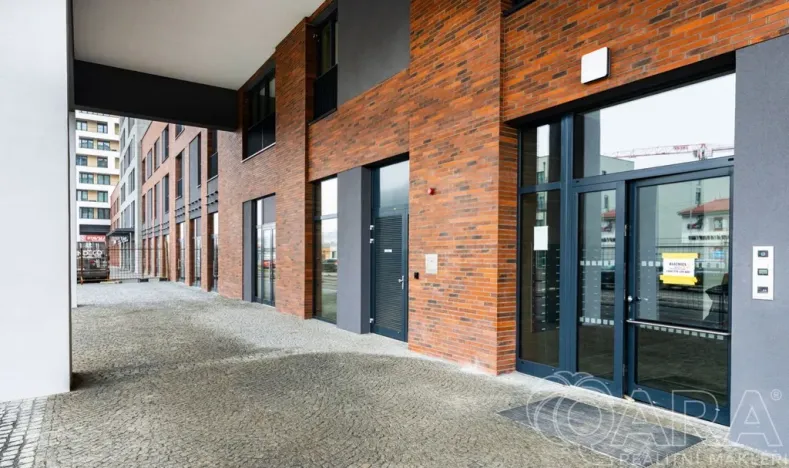 Pronájem bytu 1+kk, Praha - Hloubětín, Poděbradská, 32 m2