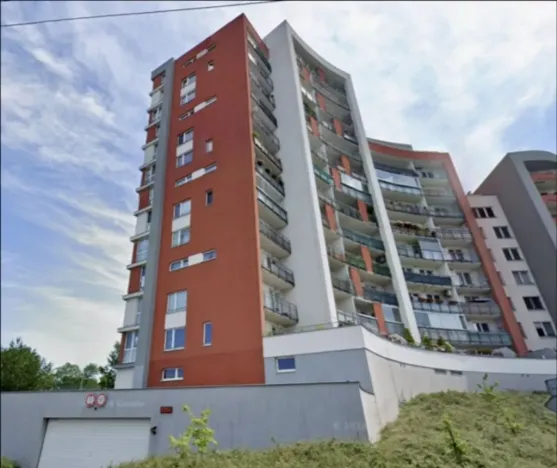 Pronájem bytu 1+1, Praha - Hloubětín, Nademlejnská, 41 m2