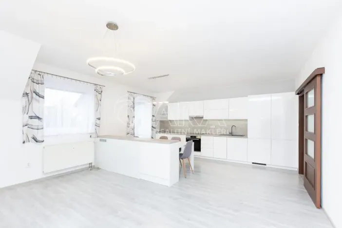 Pronájem bytu 3+kk, Planá nad Lužnicí - Strkov, Okružní, 79 m2