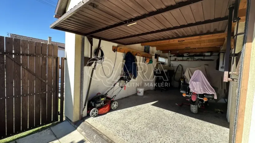 Pronájem rodinného domu, Komárov, Sadová, 50 m2