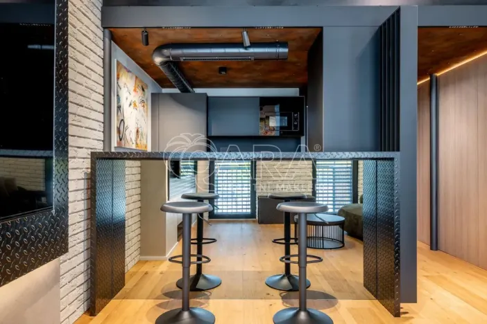 Pronájem bytu 1+kk, Praha - Holešovice, Tusarova, 53 m2