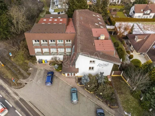 Prodej kanceláře, Praha - Petrovice, Novopetrovická, 1433 m2