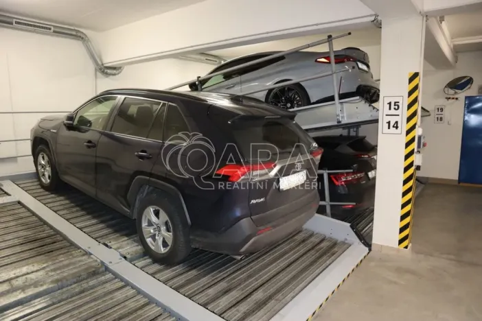 Pronájem garáže, Praha - Nové Město, Štěpánská, 18 m2