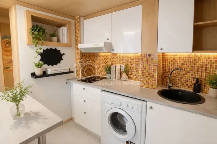 Pronájem bytu 1+kk, Praha - Nové Město, Školská, 30 m2