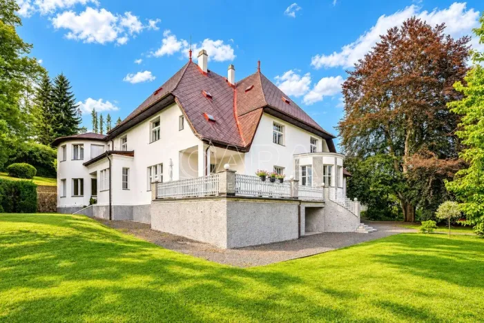 Prodej vily, Nižbor, Nad Sklárnou, 747 m2