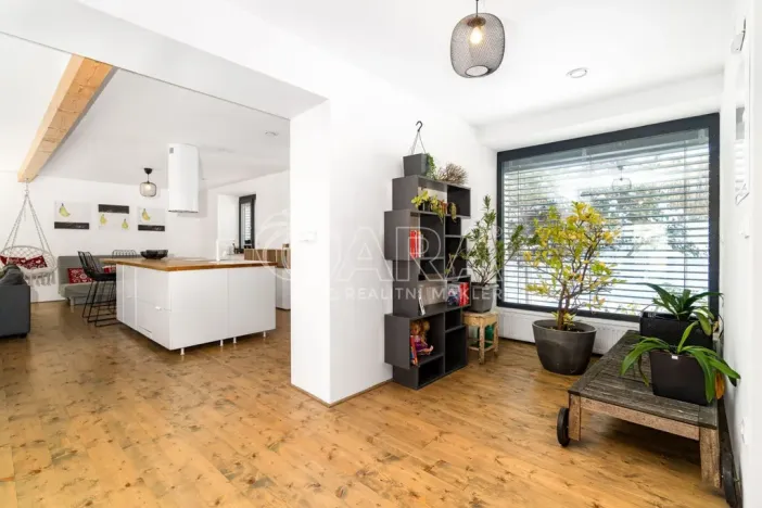 Pronájem rodinného domu, Frenštát pod Radhoštěm, Rožnovská, 208 m2