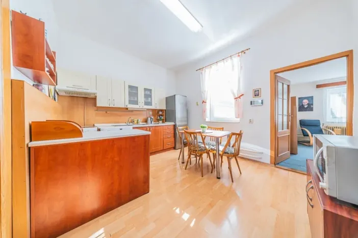 Prodej rodinného domu, Kladno, U zastávky, 176 m2