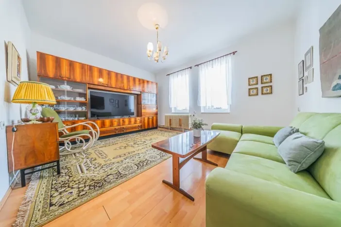 Prodej rodinného domu, Kladno, U zastávky, 176 m2