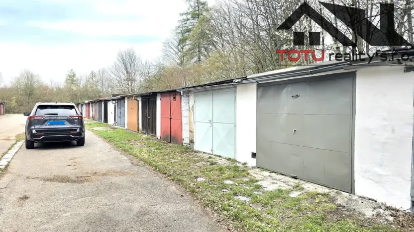 Prodej garáže, Jaroměř, 21 m2