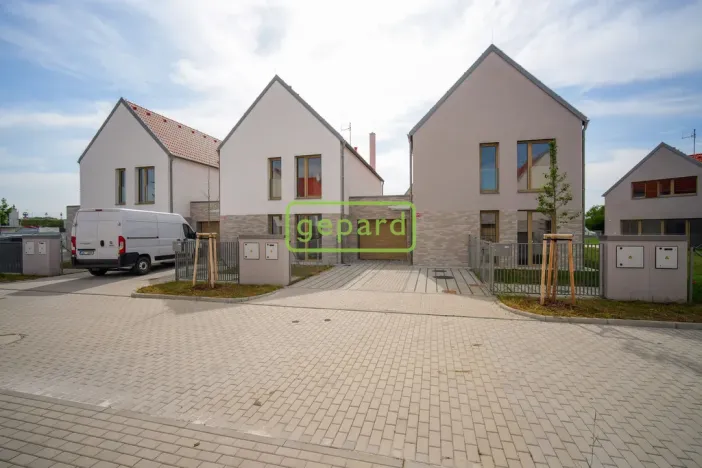 Prodej rodinného domu, Drahelčice, Na Malé Růži, 157 m2