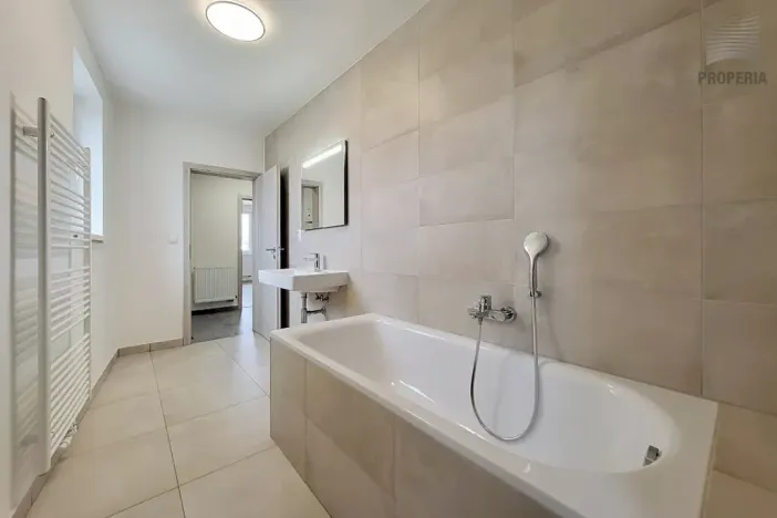 Prodej bytu 3+kk, Hrádek, 112 m2