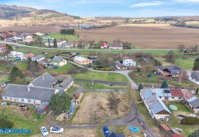 Prodej pozemku pro bydlení, Linhartice, 748 m2