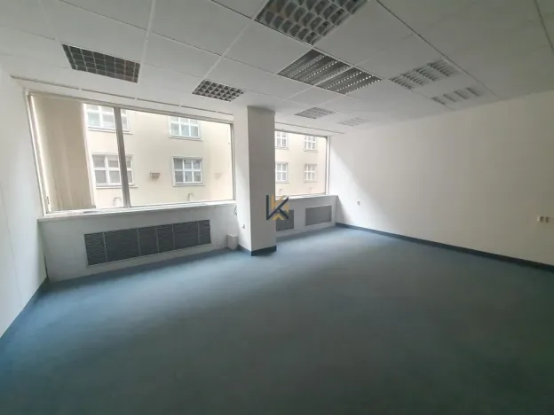 Pronájem kanceláře, Praha - Staré Město, Revoluční, 71 m2
