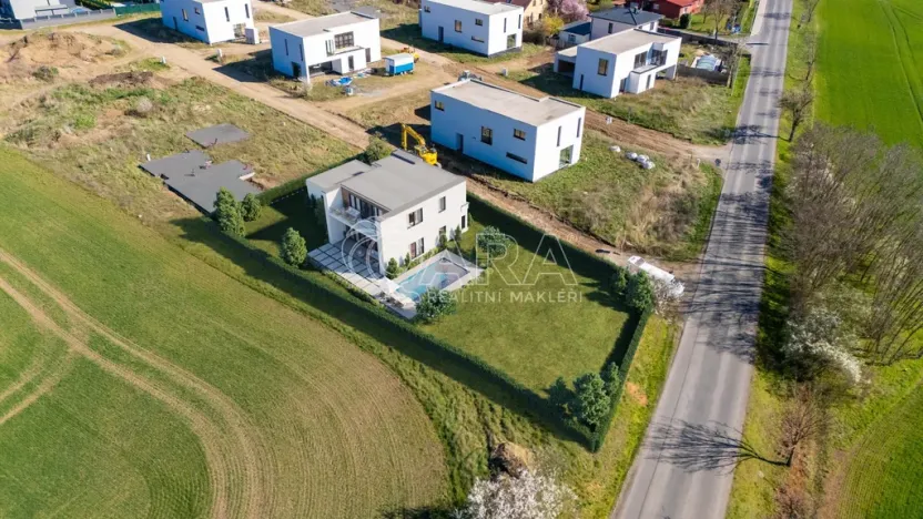Prodej pozemku pro bydlení, Předboj, Zvonková, 745 m2
