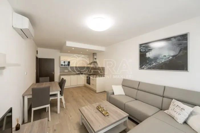 Pronájem bytu 2+kk, Praha - Dolní Měcholupy, Honzíkova, 60 m2