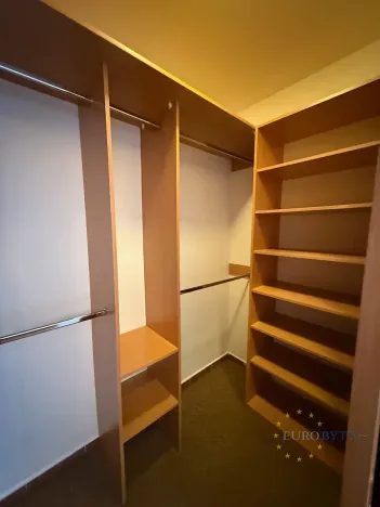 Pronájem bytu 3+kk, Praha - Troja, Vřesová, 80 m2