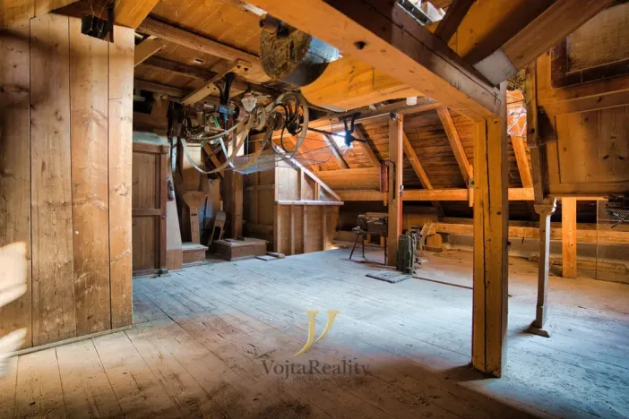 Prodej výrobních prostor, Tršice, 1544 m2