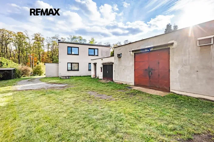 Prodej rodinného domu, Panenské Břežany, K dálnici, 202 m2