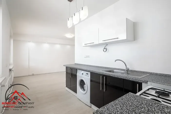 Pronájem bytu 2+kk, Krnov, SPC F, 61 m2