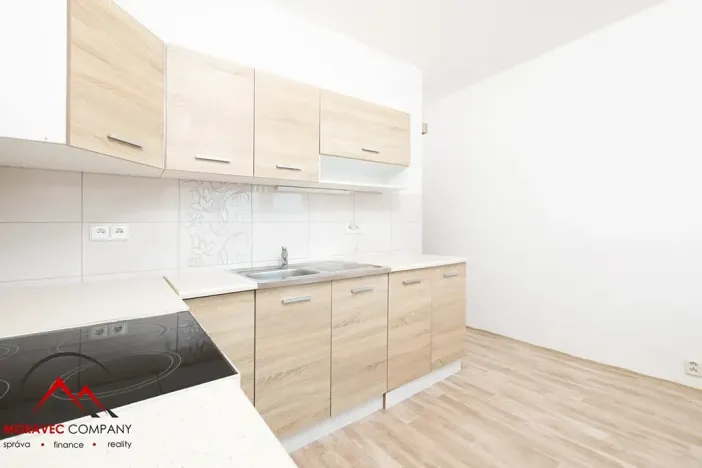 Pronájem bytu 2+1, Vrbno pod Pradědem, nám. Sv. Michala, 59 m2