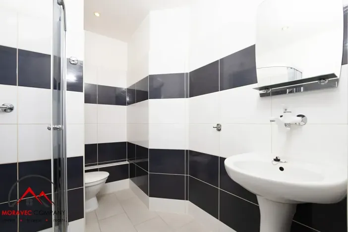 Pronájem bytu 2+1, Vrbno pod Pradědem, nám. Sv. Michala, 59 m2