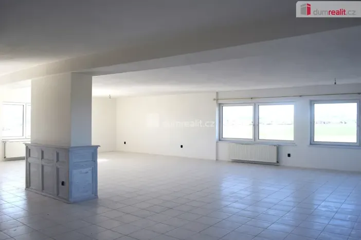 Pronájem komerční nemovitosti, Sukorady, 139 m2