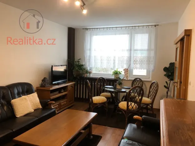 Pronájem bytu 3+1, Dvůr Králové nad Labem, Nad Parkem, 73 m2