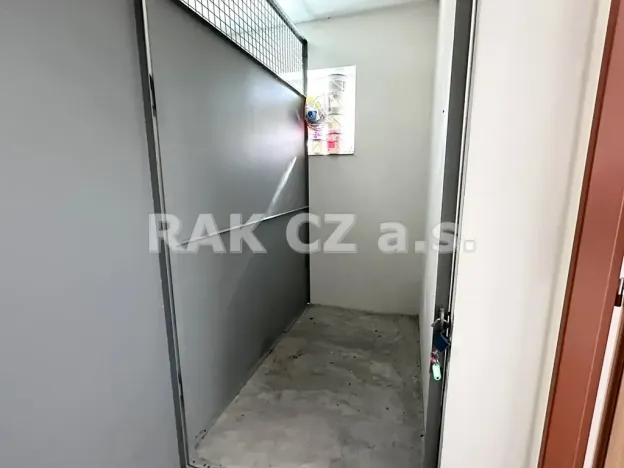 Prodej bytu 3+kk, Šestajovice, Revoluční, 74 m2