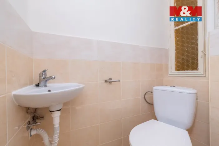 Pronájem bytu 2+kk, Praha - Holešovice, Janovského, 36 m2