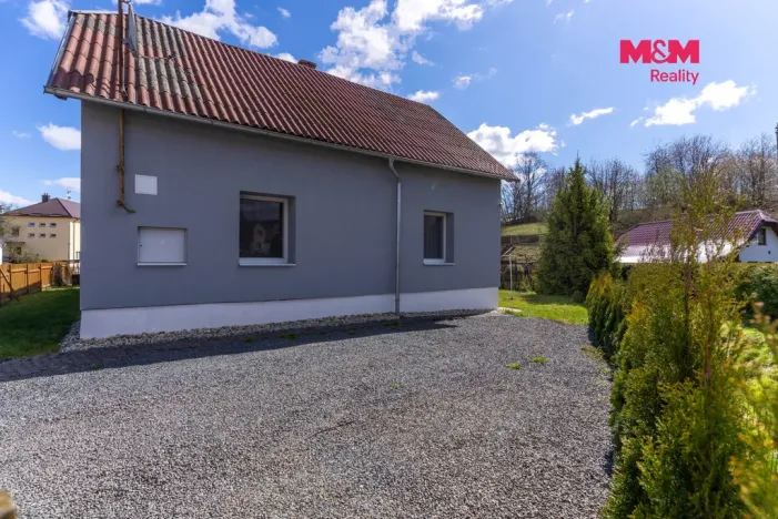 Prodej rodinného domu, Nová Hradečná, 115 m2