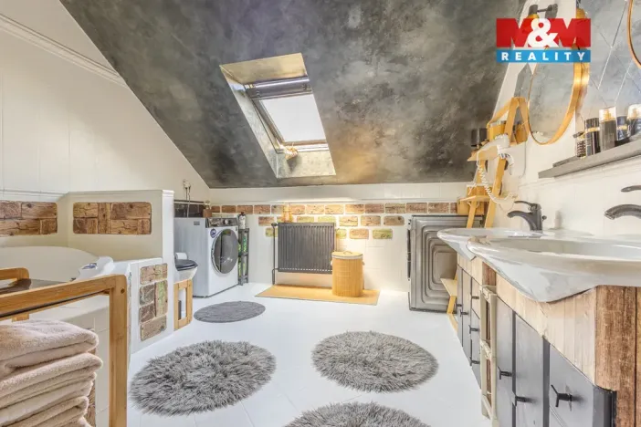 Prodej rodinného domu, Česká Lípa, Boženy Němcové, 204 m2