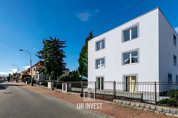 Pronájem bytu 2+kk, Praha - Vinoř, Moravanská, 57 m2