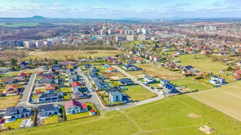 Prodej pozemku pro bydlení, Mělník, Včelařská, 863 m2