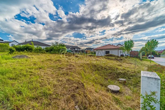 Prodej pozemku pro bydlení, Mělník, Včelařská, 863 m2