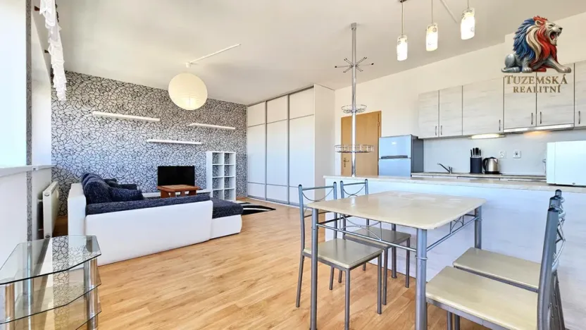 Pronájem bytu 1+kk, Uničov, Nemocniční, 46 m2